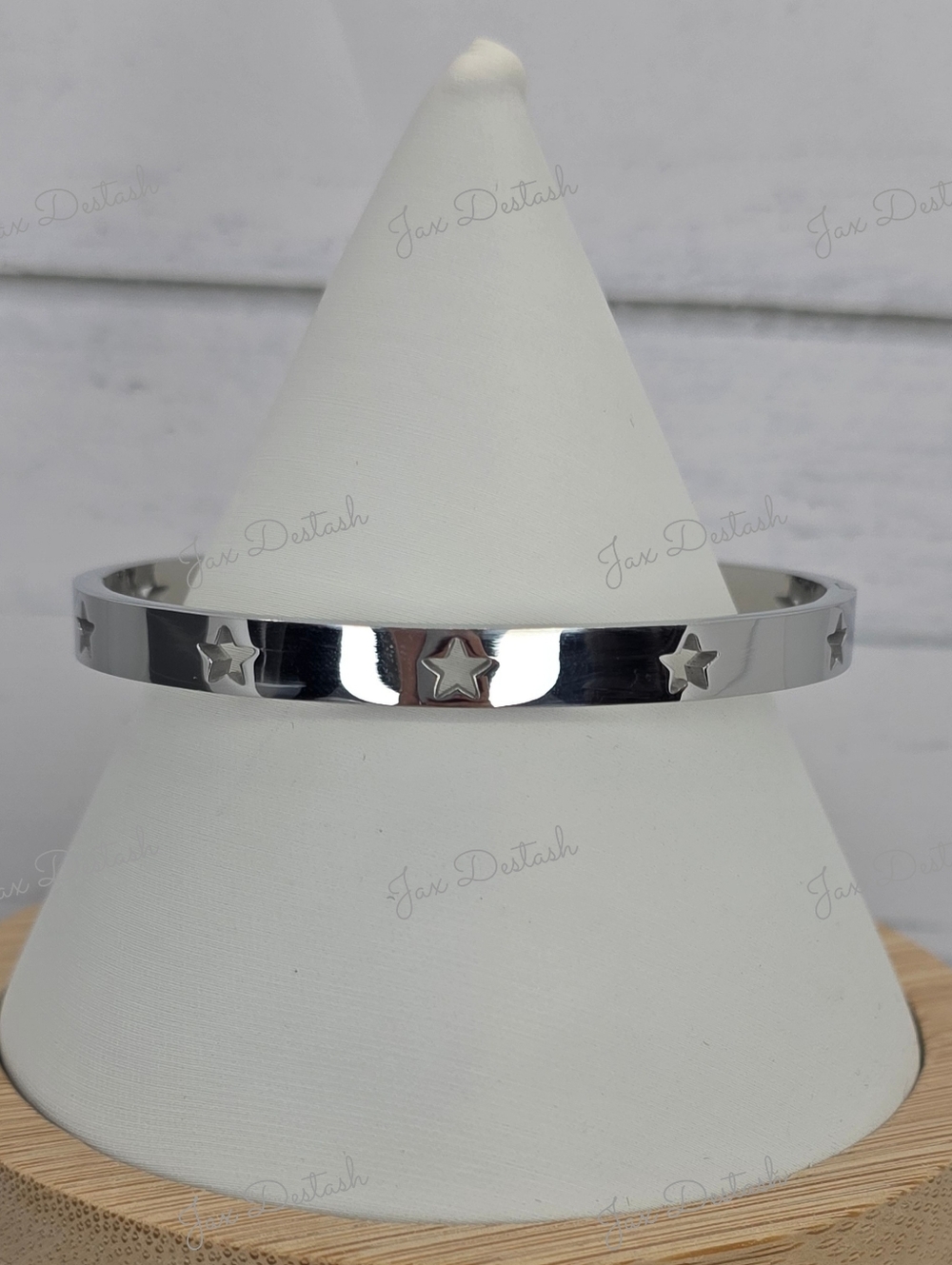 Stainless Steel Silver Tone Star Accent Bangle Bracelet BR116